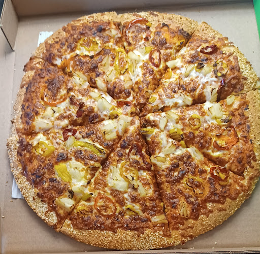 Photo of Red Swan Pizza - Owen Sound - Next to Petro Canada, 925 16th St E #2, Owen Sound, ON N4K 3G5